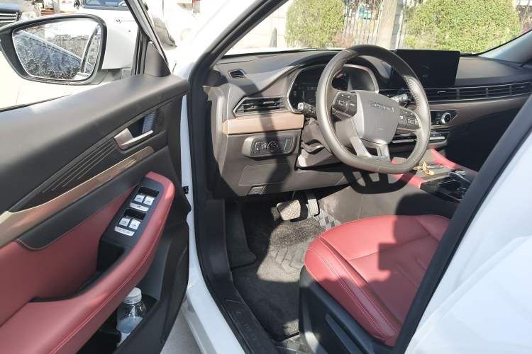 Used JETOUR X70 2024 1.5T DCT Glory PRO 7-Seater
