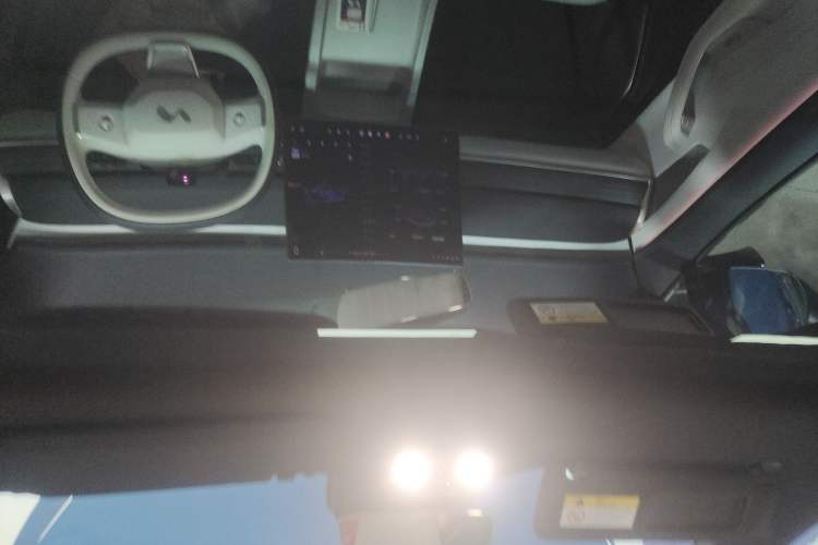 Used ONVO L60 2024 60 kWh Rear-Drive Version