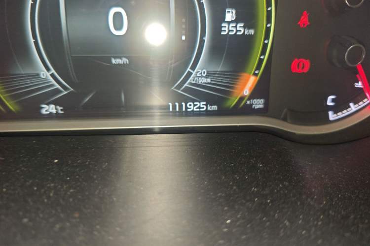 Used Kia Sportage R 2018 2.0L Automatic Smart Luxury Version China V Standard Odometer Close Up