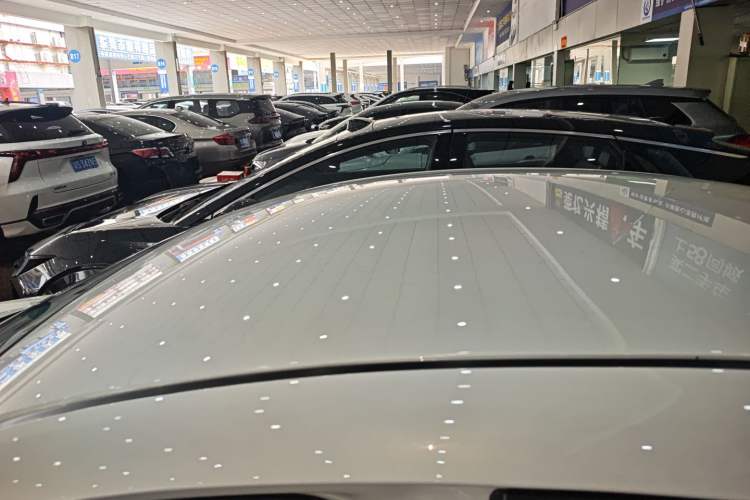 Used Mazda 3 Axela 2017 Sedan 1.5L Automatic Comfort Model China VI Standard Roof