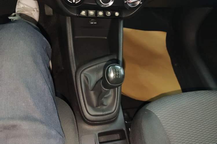 Used Hyundai Verna (older generation) 2020 1.4L Manual GL Refreshed Edition