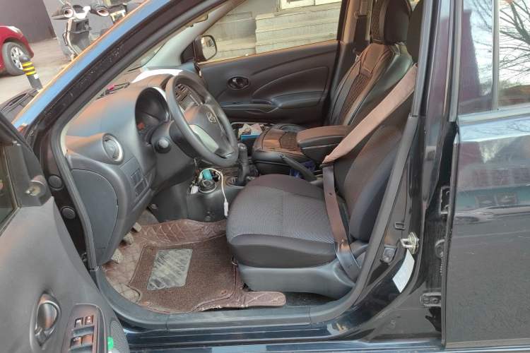 Used Nissan Sunny 2015 1.5XE Manual Comfort Edition
