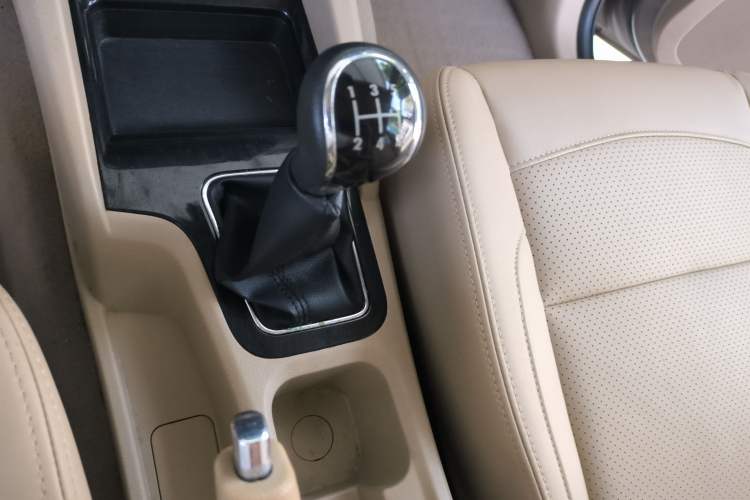 Used Wuling Hongguang 2015 1.5L S1 Comfort China V Standard