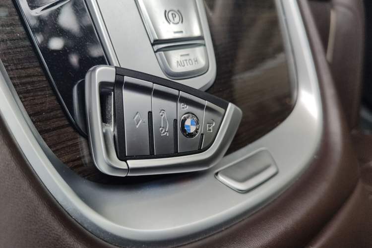 Used BMW 7 Series 2019 730Li Luxury Package