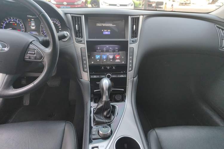 Used Infiniti Q50L 2015 2.0T Enjoyment Edition