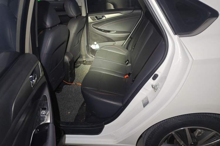 Used CHANGAN Eado 2016 1.6L Automatic Trend Model
