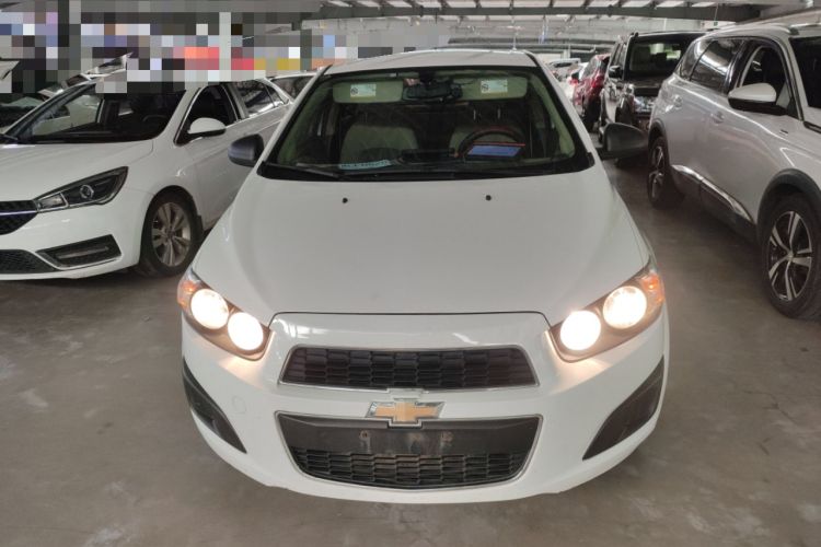 Used Chevrolet Aveo Sonic 2011 Sedan 1.4L MT SL