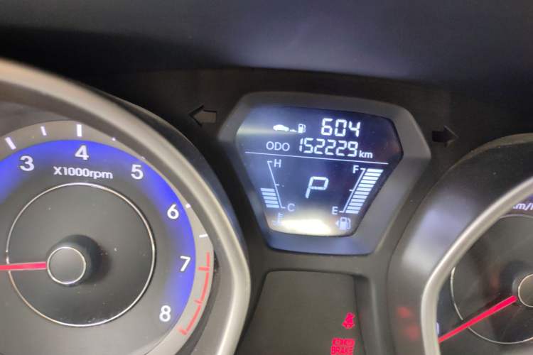 Used Hyundai Elantra (5th Generation / Langdong) 2015 1.6L Automatic Fashion Model