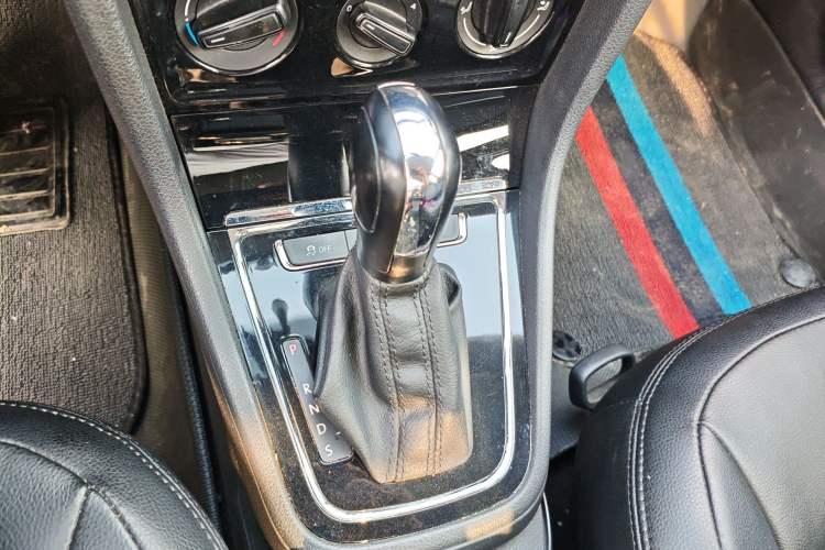 Used Volkswagen Bora 2014 1.6L Automatic Fashion Model