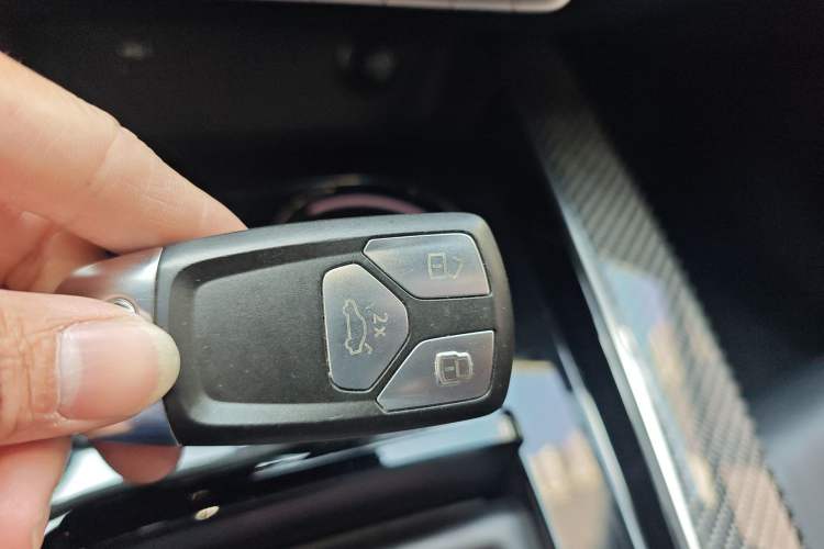 Used Audi RS 4 2021 RS4 Avant Obsidian Edition
