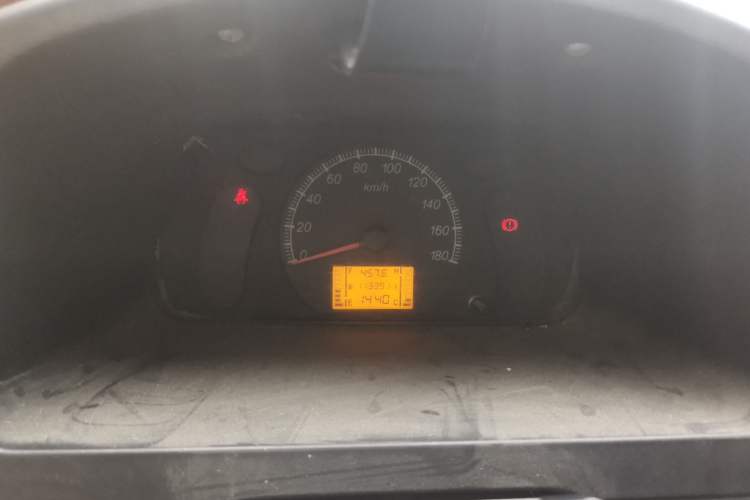 Used Wuling Zhiguang 2015 1.2L Practical LS-I Model