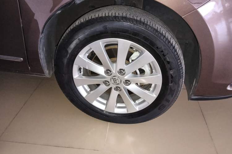 Used Buick GL8 2018 28T Luxury Model China VI Standard Right Front Wheel Hub