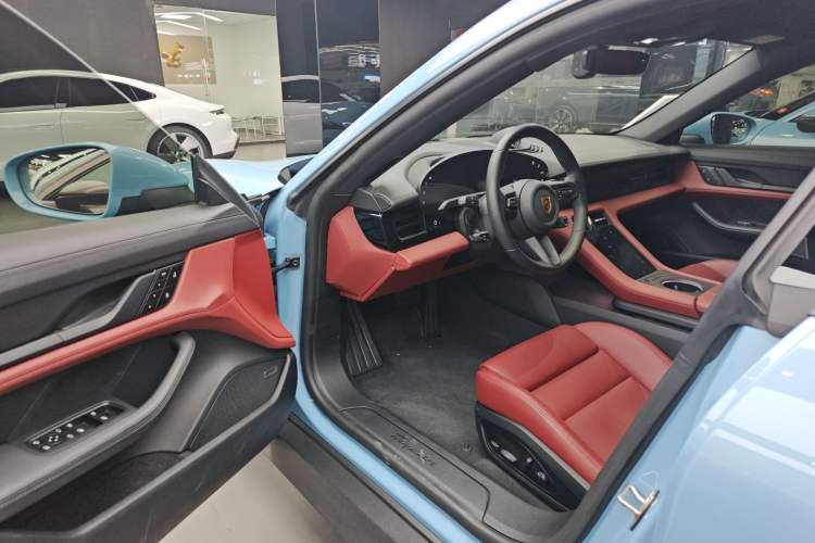 Used Porsche Taycan 2022-Year Updated Taycan