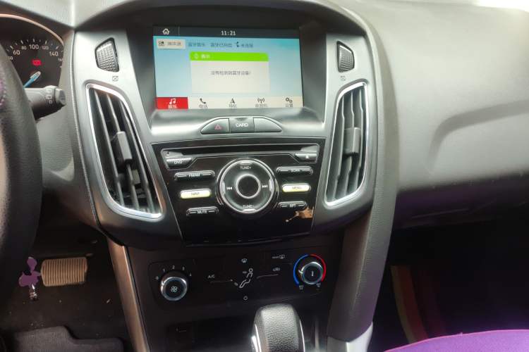 Used Ford Focus 2017 Hatchback 1.6L Automatic Comfort Plus SmartDrive Edition
