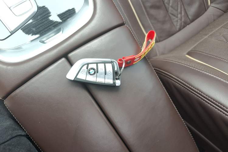 Used BMW 7 Series 2018 740Li M Sport Package Leading Model Vehicle Key