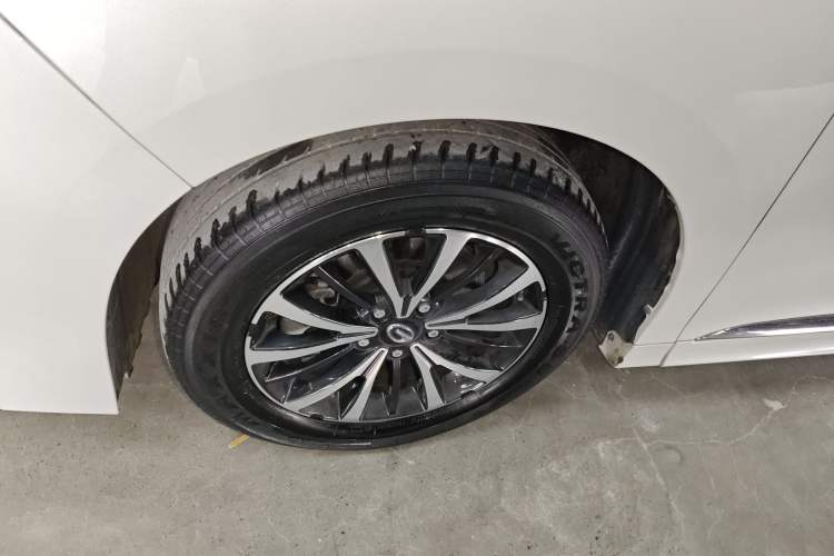 Used GAC Trumpchi M8 2023 Lingxiu Series 390T Deluxe Edition Exterior 4