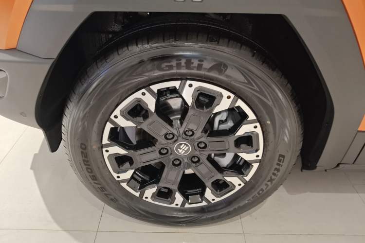 Used Jetour Zongheng G700 Trailblazer 2025 Model Xiangjing Edition 6-seater