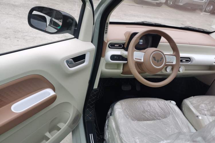 Used Wuling Hongguang MINIEV 2024 3rd Generation 215km Youth Edition