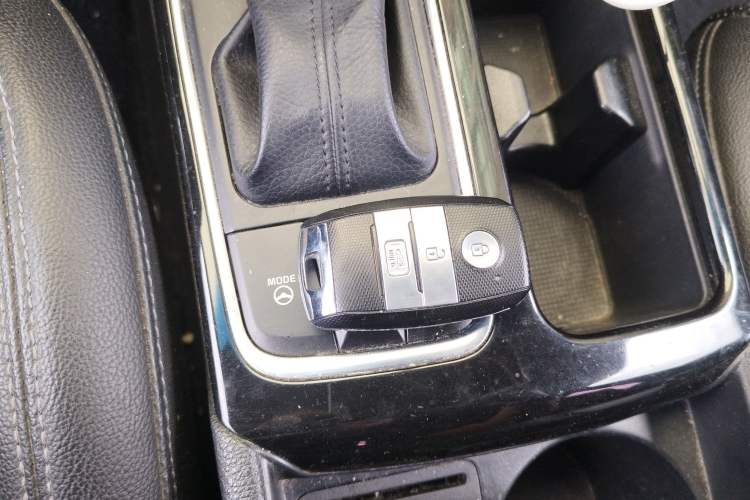 Used Kia K4 2017 1.6T Automatic T-DLX Turbo Vehicle Key