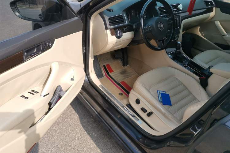 Used Volkswagen Passat 2014 1.8TSI DSG Prestige Edition