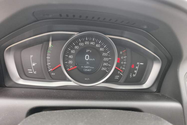 Used Volvo XC60 2017 T5 Smart Upgrade Edition