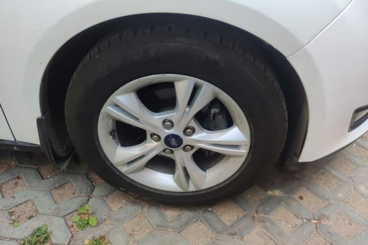 Used Ford Focus 2017 Hatchback 1.6L Automatic Comfort Plus SmartDrive Edition
