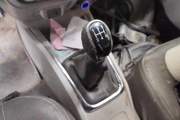 Used Jinbei New Hiace X30L 2016 1.5L Wealth Edition DLCG14 Gear Lever