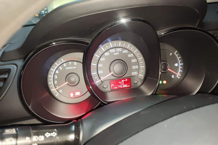 Used Kia K2 2012 Sedan 1.4L Automatic GLS Commemorative Edition Instrument Cluster