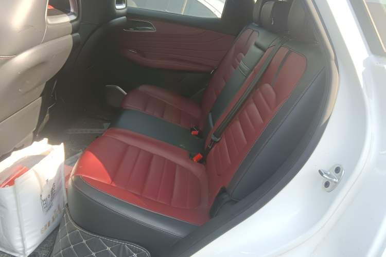 Used MG HS 2019 30T Automatic 2WD Trophy Supreme Edition China VI Standard