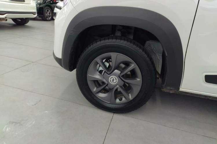 Used Dongfeng NAMMI EX1 2022 PRO Yuecheng Model Left Front Wheel Hub