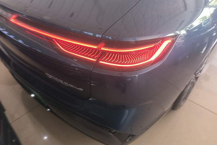 Used Geely Galaxy 8 2025 130km EM-P Starship Edition Right Rear Taillight