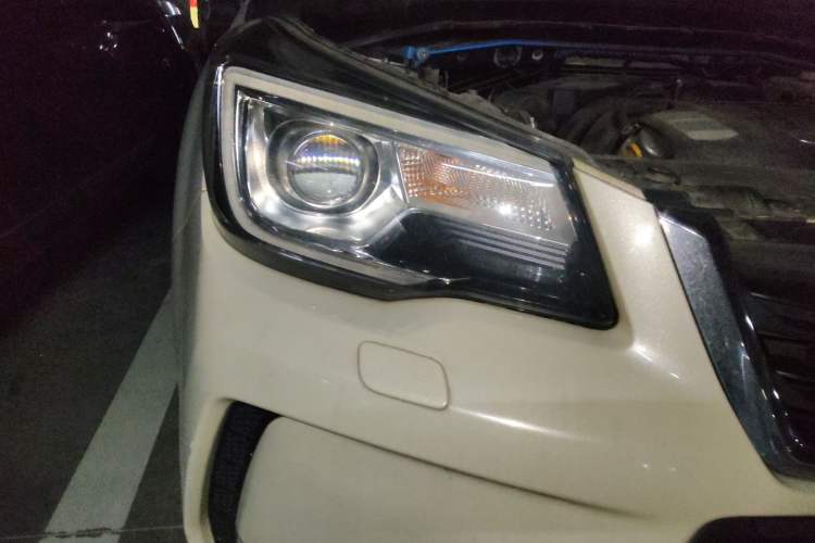 Used Subaru Forester 2016 2.5i Prestige Navigation Edition Right Front Headlight