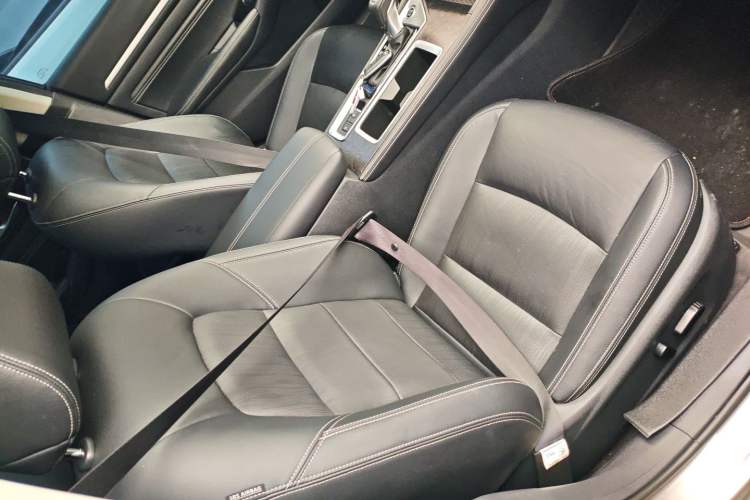 Used Nissan Teana 2022 2.0L XL-TLS Enjoyment Edition Right Front Seat