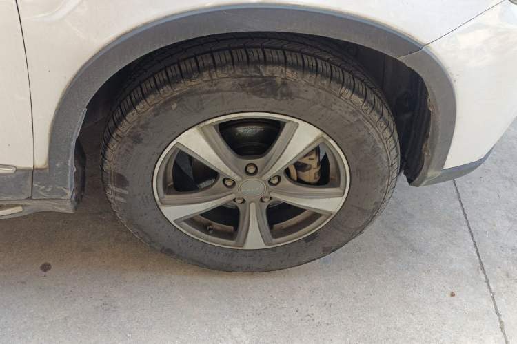 Used Haval H6 2015 Revised Version Sport Edition 1.5T Manual Transmission Two-Wheel Drive Elite Grade