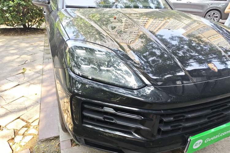 Used Porsche Cayenne 2024 Cayenne 3.0T Right Front Headlight