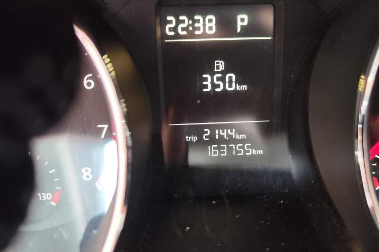 Used Volkswagen Sagitar 2015 230TSI Automatic Comfort Version