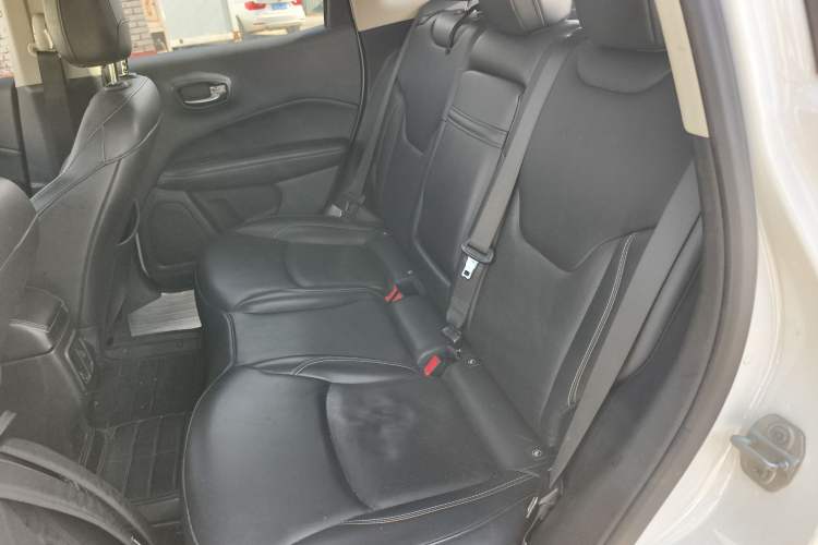 Used Jeep Compass 2017 200T Automatic Family Edition