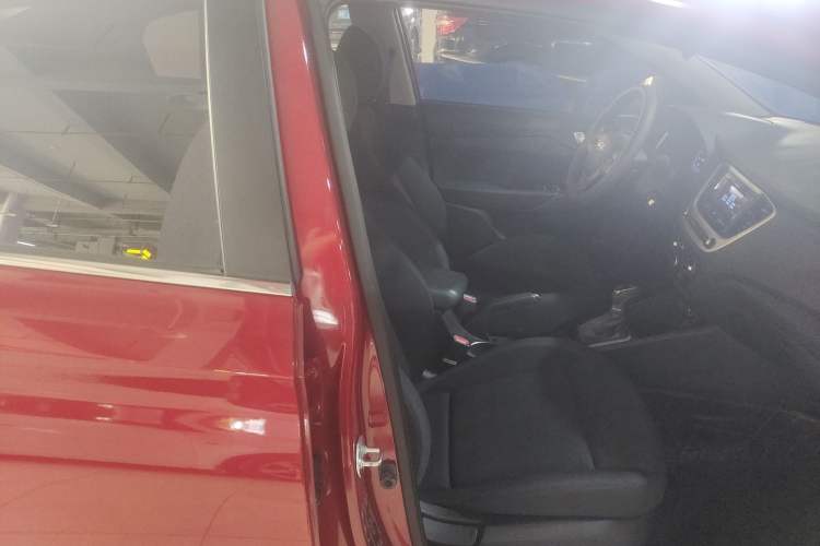 Used Hyundai Verna (new generation) 2020 1.4L CVT GLS Cool Edition Right Front Seat