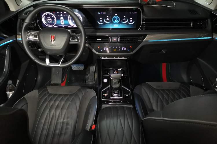 Used Hongqi HS5 2022 Facelifted Version 2.0T Smart Connect Flagship All-Wheel-Drive Edition