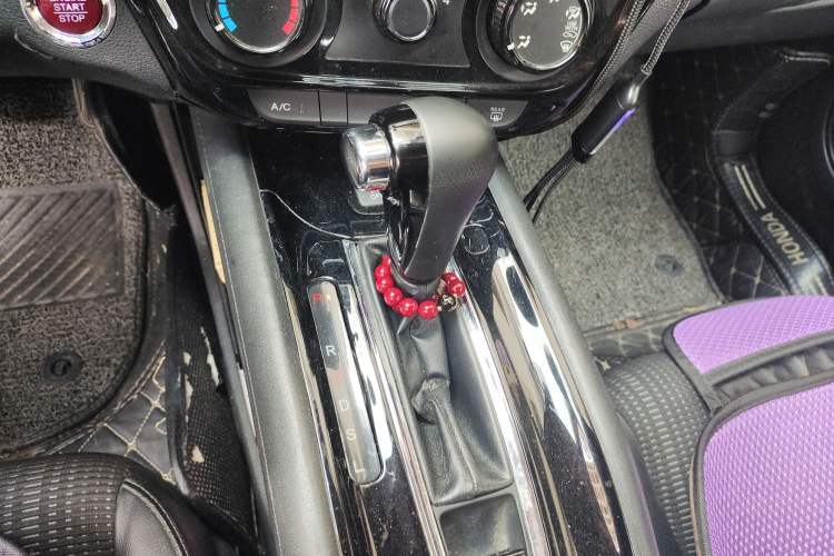 Used Honda Vezel 2016 1.8L CVT Front-Wheel Drive Pioneer Edition