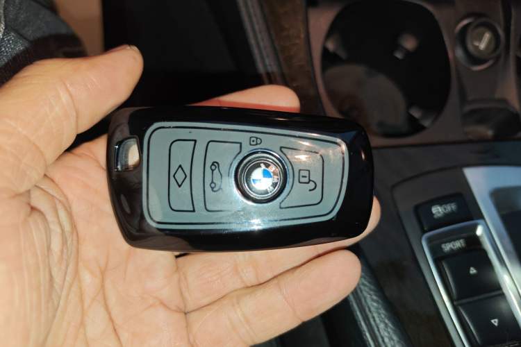 Used BMW 5 Series 2017 525Li Leading Model Vehicle Key
