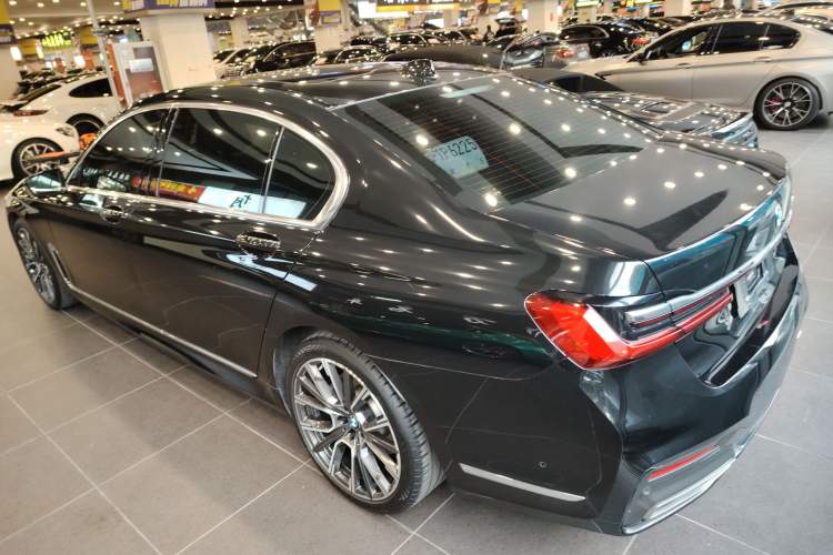 Used BMW 7 Series 2019 Restyled 740Li Leading Edition M Sport Package
