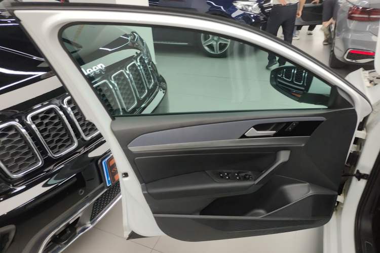 Used Volkswagen Lavida 2023 1.5L Automatic De Yi Edition
