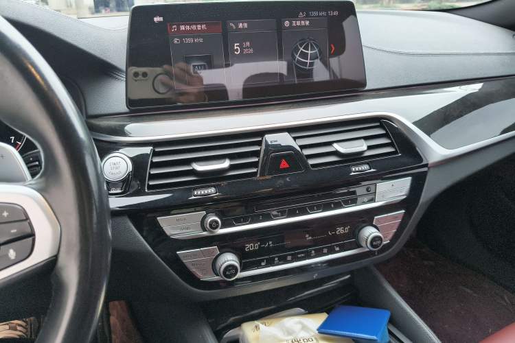 Used BMW 5 Series 2019 530Li Leading Model M Sport Package