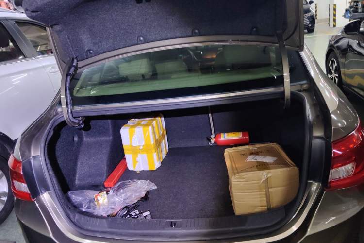 Used Buick GT 2016 15N Automatic Elite Edition Trunk