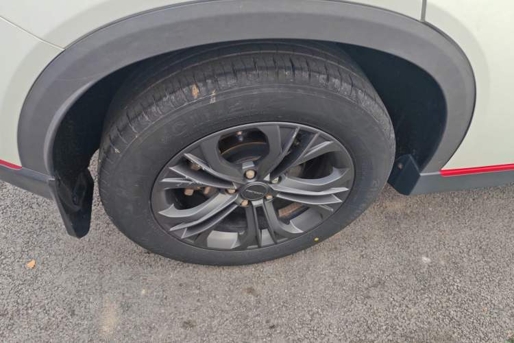 Used Dongfeng Fengon 500 2022 1.5L CVT Luxury Edition Right Rear Wheel Hub