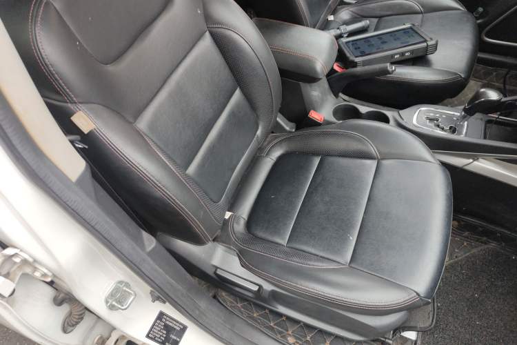 Used Changan CS35 2015 1.6L Automatic Luxury Model China IV Standard