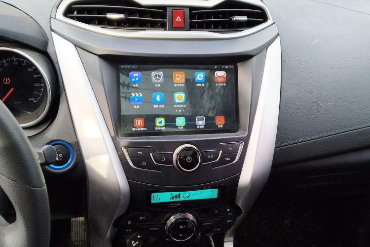 Used BYD Yuan New Energy 2018 EV360 Smart Connect Cool Edition
