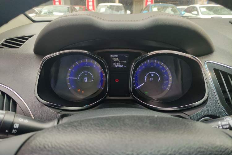 Used JAC Refine S5 2017 1.5T Automatic E-commerce Edition