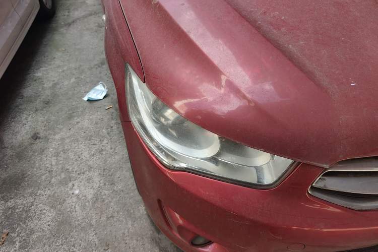 Used Citroen Elysee 2015 Zhishang Edition 1.6L Manual Fashion Model
